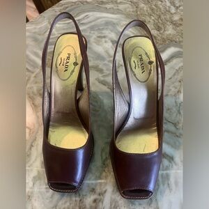 PRADA Women's Brown LEATHER SHOES/PUMPS-HEELS - Sz 37.5 (USA 6.5) ELEGANT!
